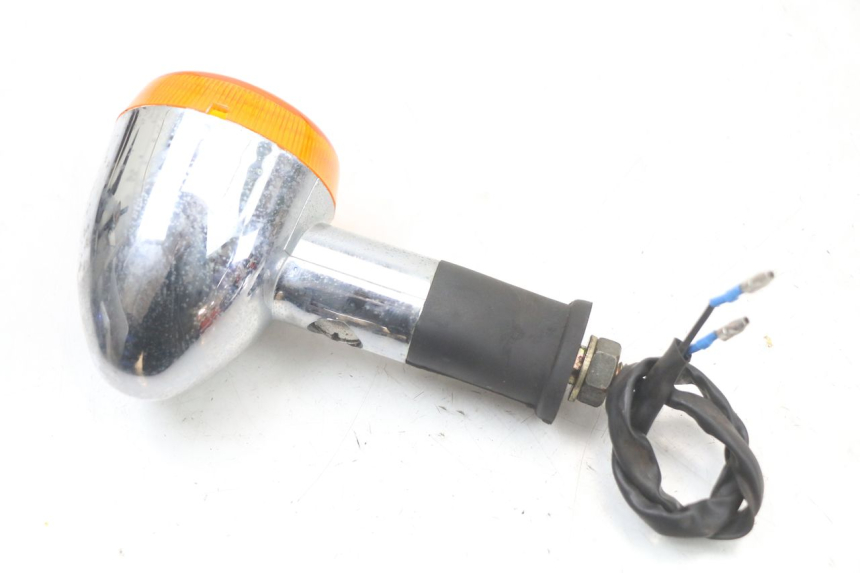 photo de FRONT RIGHT TURN SIGNAL JINLUN JL HIGHLANDER 125 (2007 - 2015) - Alternative perspective