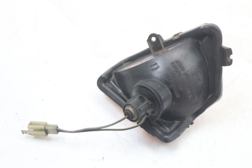 photo de FRONT RIGHT TURN SIGNAL KAWASAKI GTR 1000 (1994 - 2004) - Surface and material condition