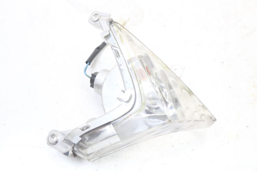 photo de FRONT RIGHT TURN SIGNAL KYMCO X-TOWN XTOWN 125 (2016 - 2021) - Zoom on usage condition