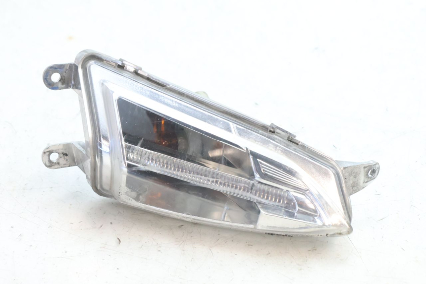 photo de FRONT RIGHT TURN SIGNAL PIAGGIO LIBERTY IGET 4T 50 (2021 - 2025) - Main view