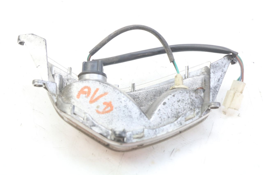 photo de FRONT RIGHT TURN SIGNAL KYMCO LIKE 4T 50 (2009 - 2018) - Zoom on usage condition