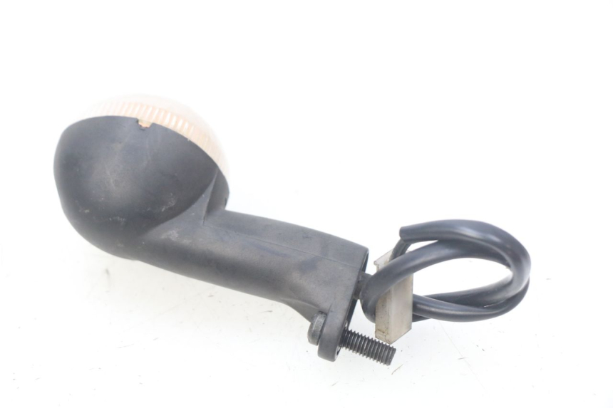 photo de RIGHT FRONT TURN SIGNAL PEUGEOT LUDIX 50 (2005 - 2007) - Zoom on usage condition