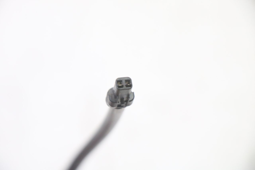 photo de FRONT RIGHT TURN SIGNAL PIAGGIO MP3 RL 250 (2006 - 2010) - Product overview