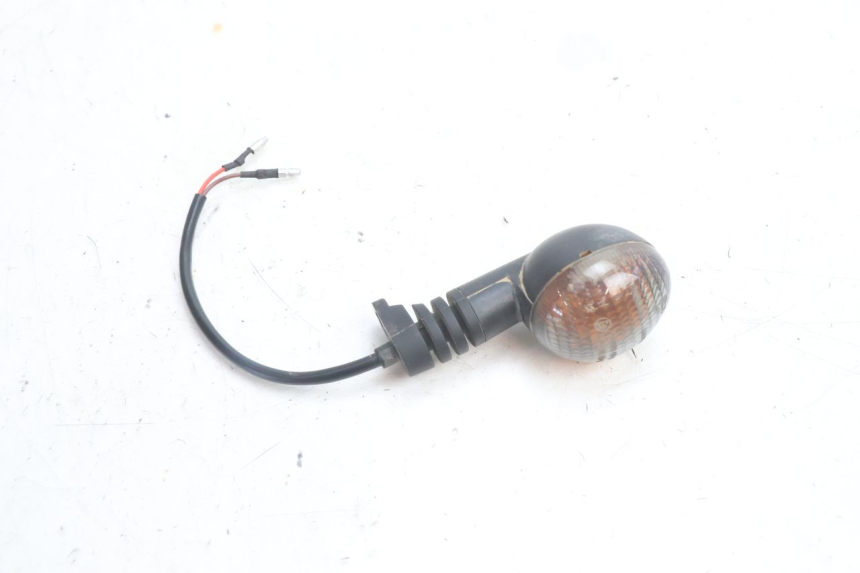 photo de FRONT RIGHT TURN SIGNAL RIEJU MRT PRO SUPERMOTARD 50 (2007 - 2018) - Alternative perspective