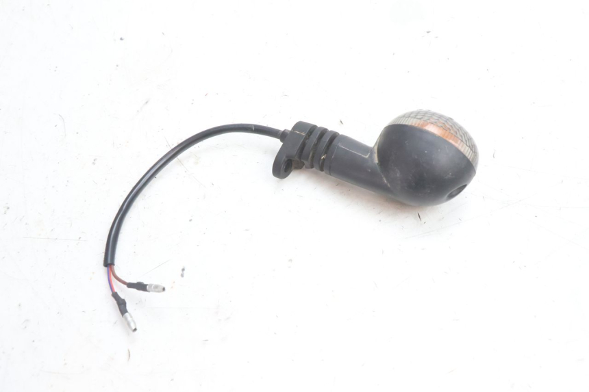 photo de FRONT RIGHT TURN SIGNAL RIEJU MRT PRO SUPERMOTARD 50 (2007 - 2018) - Technical close-up