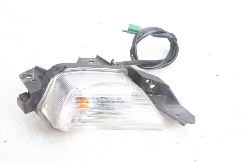 photo de FRONT RIGHT TURN SIGNAL YAMAHA N-MAX NMAX 125 (2021 - 2024) - Main view