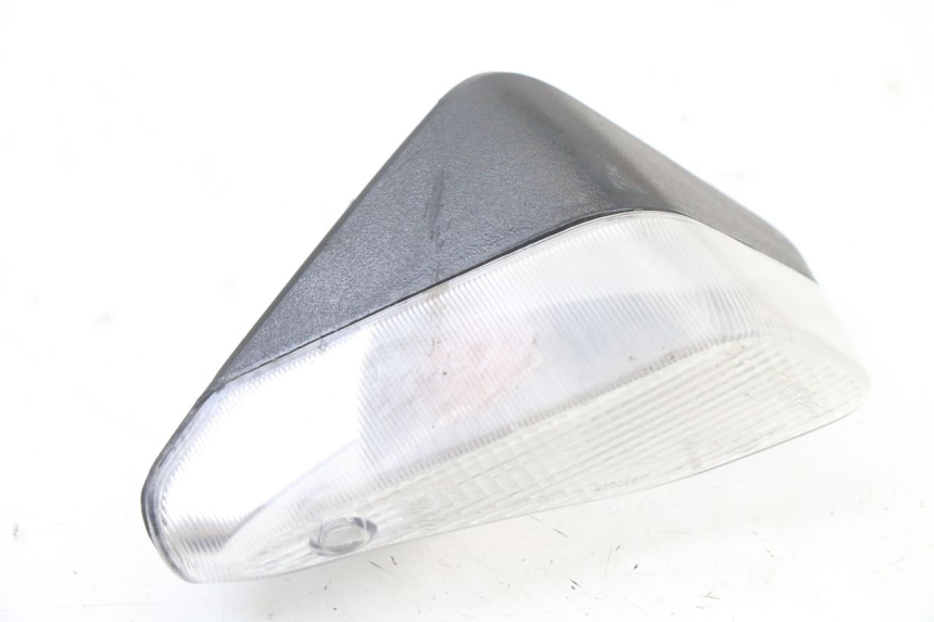 photo de FRONT RIGHT TURN SIGNAL PIAGGIO NRG POWER PUREJET 50 (2018 - 2021) - Zoom on usage condition