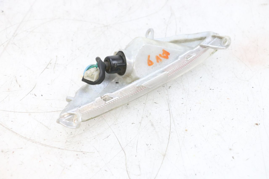 photo de RIGHT FRONT TURN SIGNAL SYM ORBIT 2 4T 50 (2008 - 2017) - Alternative perspective
