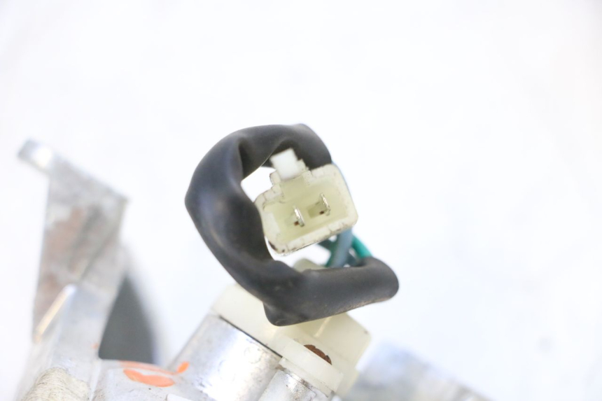 photo de RIGHT FRONT TURN SIGNAL SYM ORBIT III 3 4T 50 (2018 - 2021) - Alternative perspective