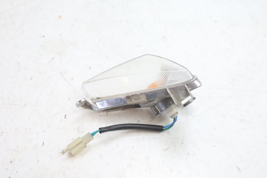 photo de FRONT RIGHT TURN SIGNAL SYM ORBIT III 3 4T 50 (2021 - 2025) - Zoom on usage condition