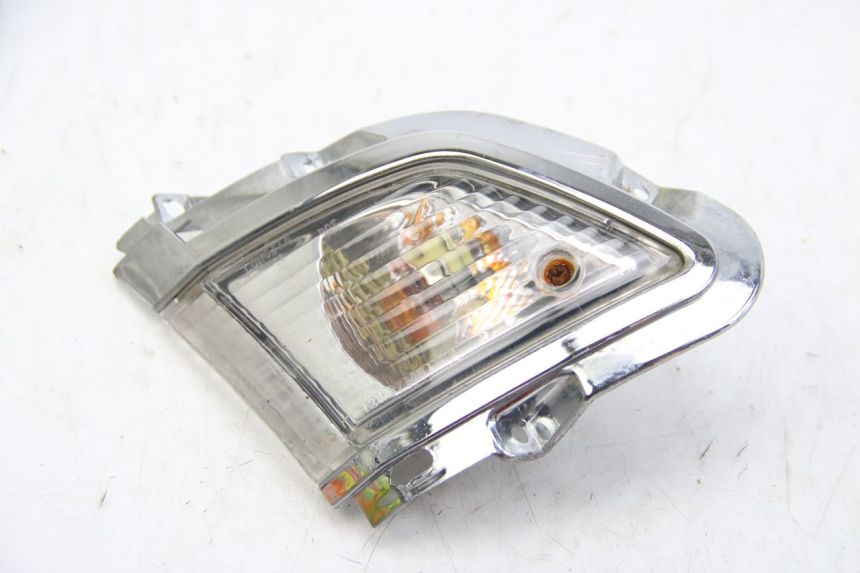 photo de RIGHT FRONT TURN SIGNAL TNT MOTOR OTTO 2T 50 (2012 - 2018) - Main view
