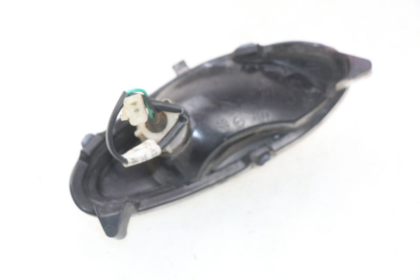 photo de FRONT RIGHT TURN SIGNAL MBK OVETTO ONE 2T 50 (2013 - 2017) - Zoom on usage condition