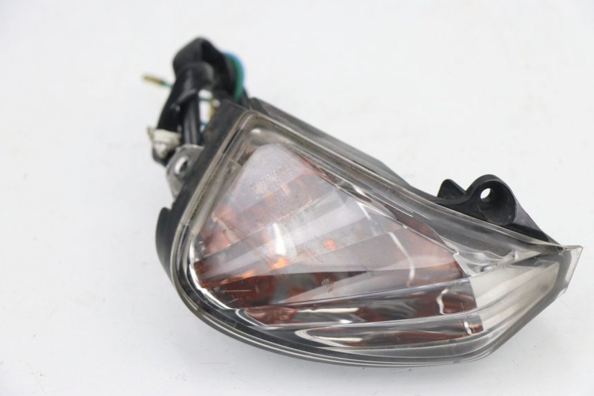 photo de FRONT RIGHT TURN SIGNAL HONDA PCX (JF28) 125 (2009 - 2011) - Fixing points details