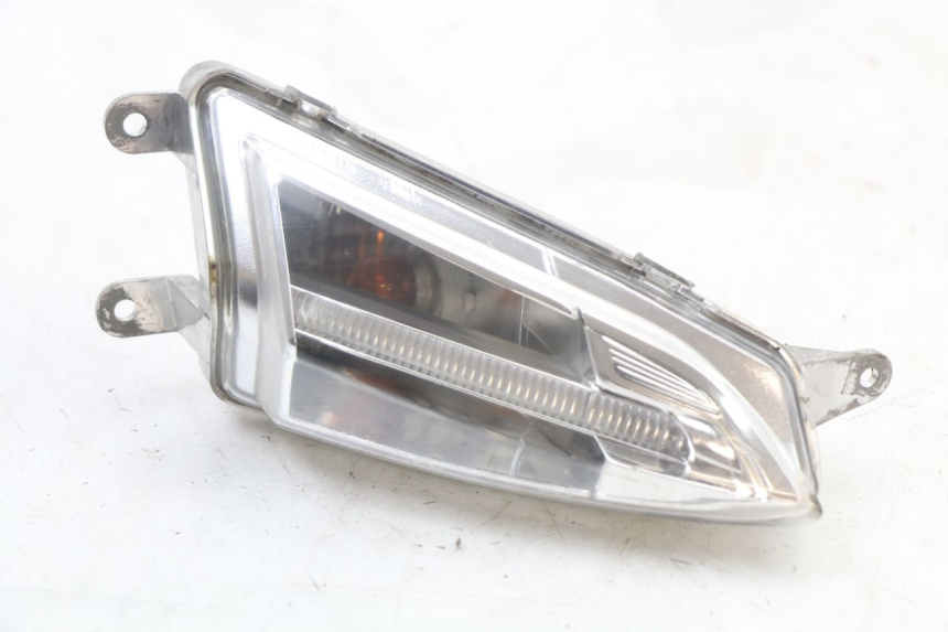 photo de FRONT RIGHT TURN SIGNAL PIAGGIO LIBERTY IGET 4T 50 (2021 - 2025) - Main view