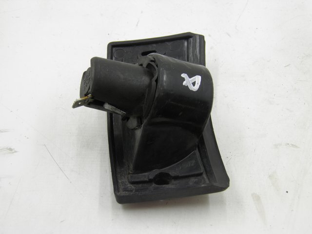 photo de FRONT RIGHT TURN SIGNAL PIAGGIO VESPA PX 125 (1997 - 2007) - Zoom on usage condition