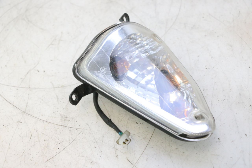 photo de FRONT RIGHT TURN SIGNAL DAELIM S2 125 (2006 - 2007) - Product overview