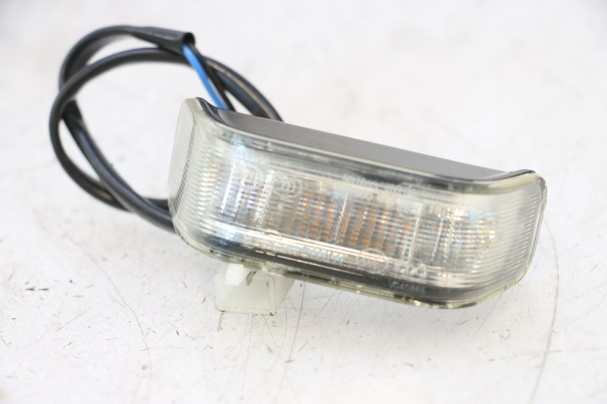 photo de FRONT RIGHT TURN SIGNAL BAIKU SAKURA 1 (2021 - 2025) - Zoom on usage condition