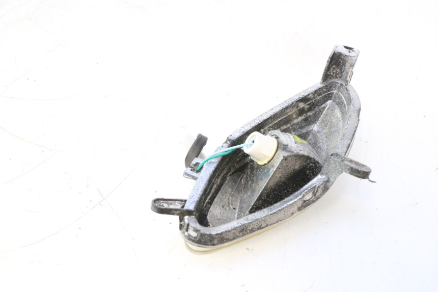 photo de FRONT RIGHT TURN SIGNAL JM MOTORS SANTANA 50 (2014 - 2023) - Fixing points details