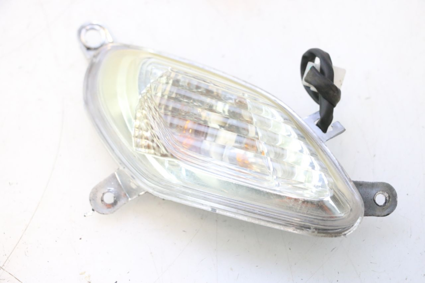 photo de FRONT RIGHT TURN SIGNAL JM MOTORS SANTANA 50 (2014 - 2023) - Markings and original references