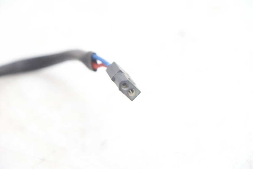 photo de FRONT RIGHT TURN SIGNAL APRILIA SCARABEO GT 125 (1999 - 2007) - Technical close-up