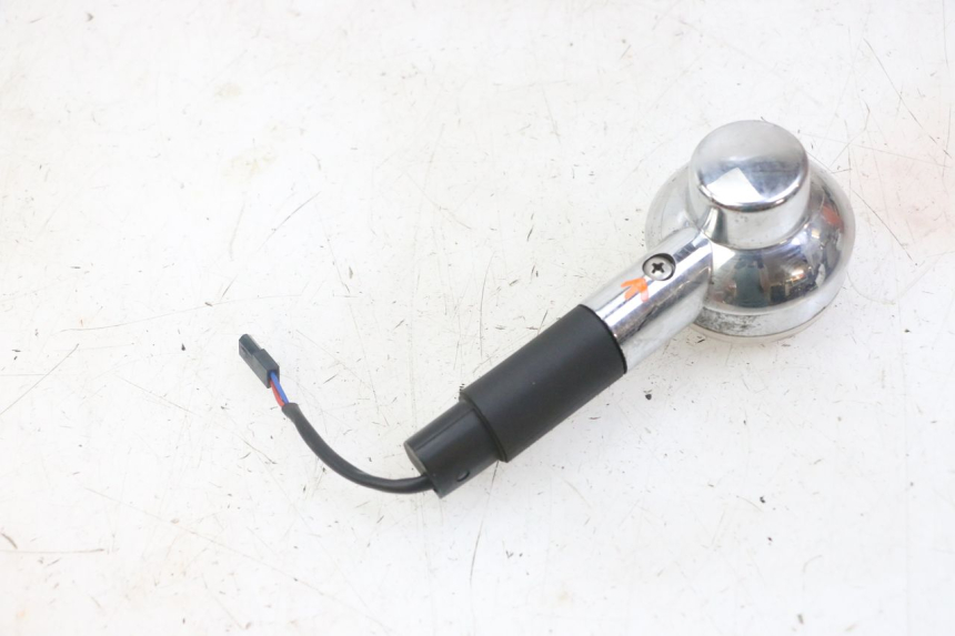 photo de FRONT RIGHT TURN SIGNAL APRILIA SCARABEO GT TOURING 125 (1999 - 2005) - Alternative perspective