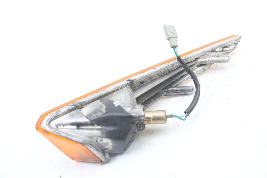 photo de RIGHT FRONT TURN SIGNAL HONDA SCV LEAD 100 (2003 - 2007) - Product overview