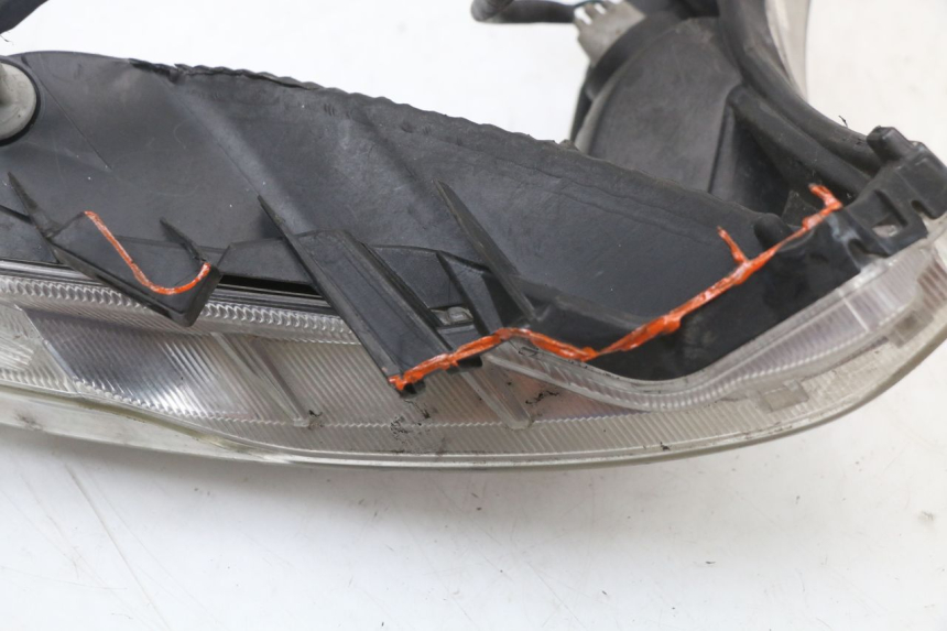 photo de FRONT RIGHT TURN SIGNAL HONDA SH ABS 125 (2012 - 2017) - Technical close-up