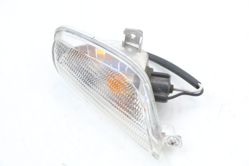 photo de FRONT RIGHT TURN SIGNAL APRILIA SR 2T 50 (2018 - 2022) - Component detail