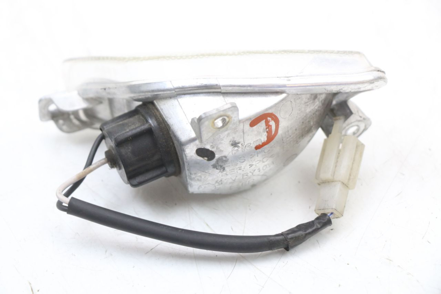 photo de FRONT RIGHT TURN SIGNAL APRILIA SR 2T 50 (2018 - 2022) - Alternative perspective