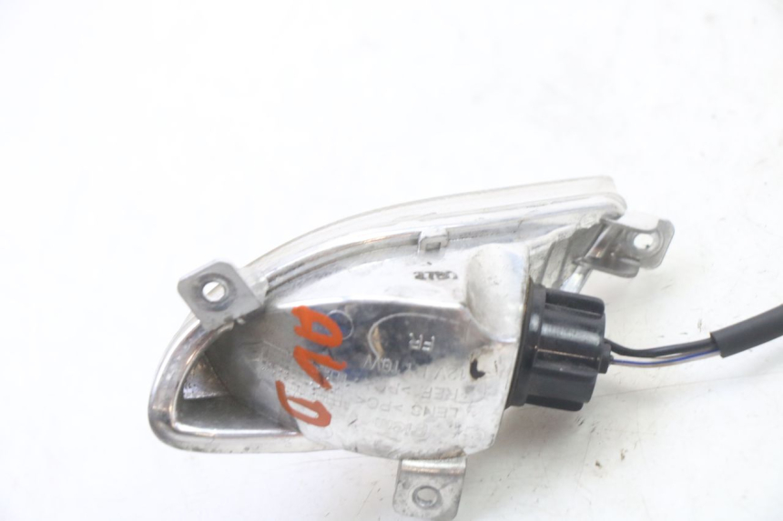 photo de FRONT RIGHT TURN SIGNAL APRILIA SR 2T 50 (2018 - 2022) - Technical close-up