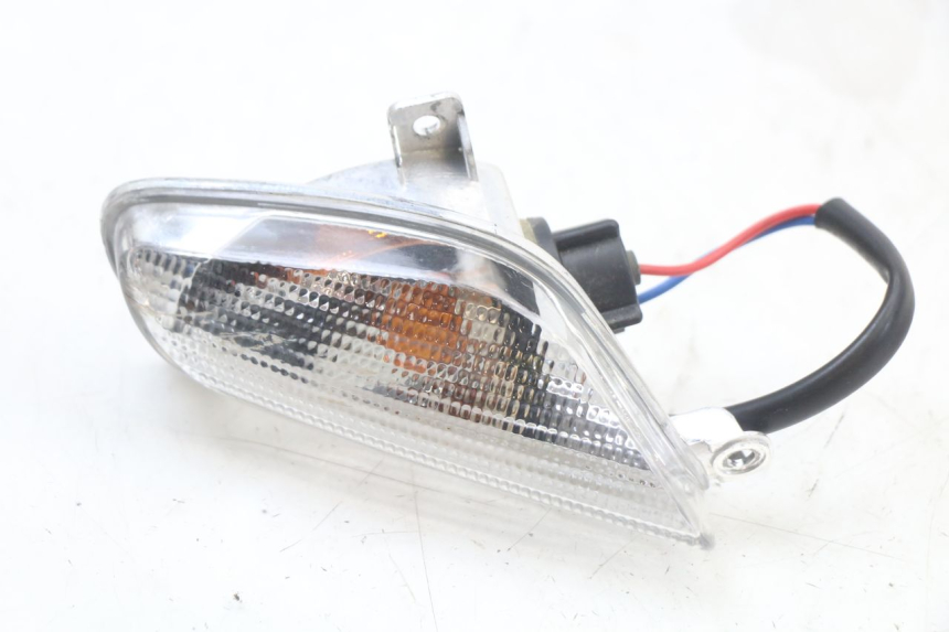 photo de FRONT RIGHT TURN SIGNAL APRILIA SR MOTARD 50 (2012 - 2018) - Component detail
