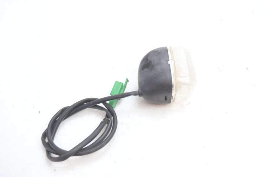 photo de FRONT RIGHT TURN SIGNAL MBK STUNT NAKED 50 (2004 - 2018) - Technical close-up