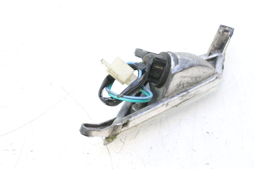 photo de FRONT RIGHT TURN SIGNAL KYMCO SUPER 8 2T 50 (2007 - 2013) - Alternative perspective
