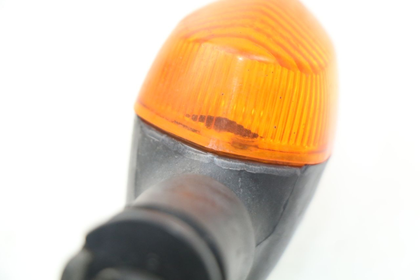 photo de FRONT RIGHT TURN SIGNAL YAMAHA TDM ABS 900 (2002 - 2014) - Zoom on usage condition