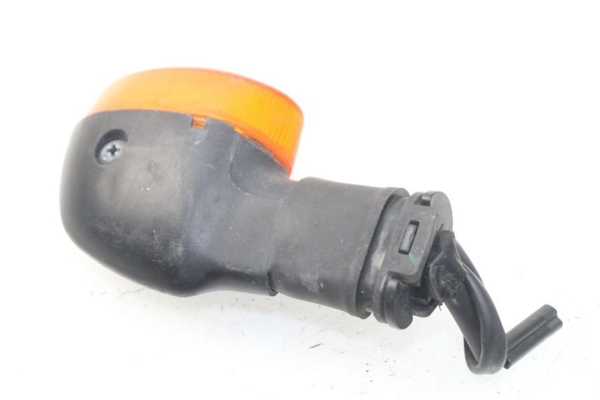 photo de FRONT RIGHT TURN SIGNAL YAMAHA TDM ABS 900 (2002 - 2014) - Technical close-up