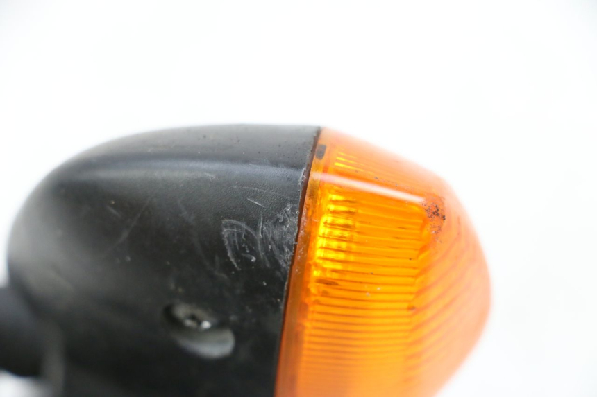photo de FRONT RIGHT TURN SIGNAL YAMAHA TDM ABS 900 (2002 - 2014) - Zoom on usage condition
