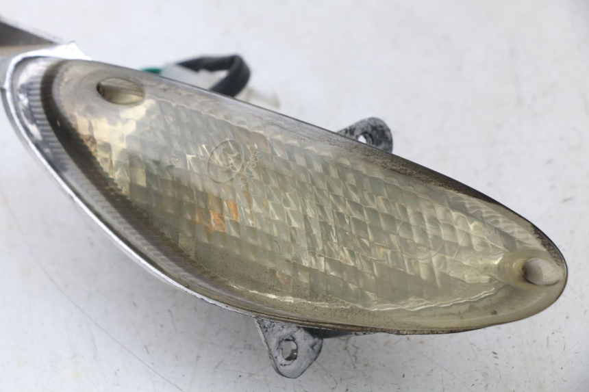 photo de FRONT RIGHT TURN SIGNAL BAOTIAN TRAVEL SPIRIT 50 (2010 - 2012) - Component detail