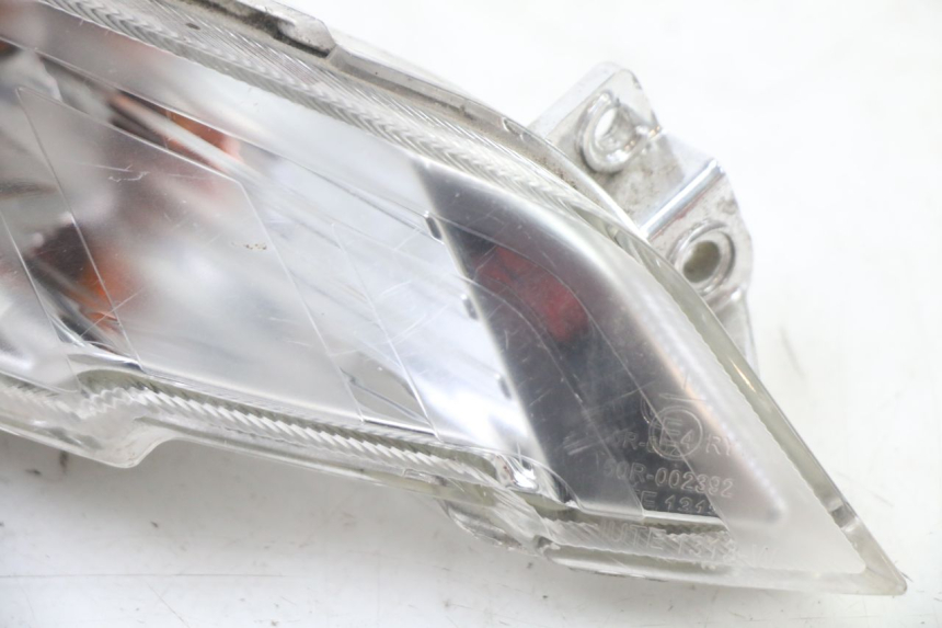 photo de FRONT RIGHT TURN SIGNAL PEUGEOT TWEET PRO CARGO 50 (2018 - 2022) - Zoom on usage condition