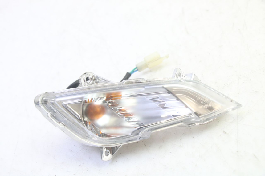 photo de FRONT RIGHT TURN SIGNAL PEUGEOT TWEET PRO EFI 4T 50 (2021 - 2022) - Main view