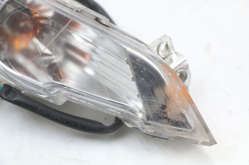 photo de RIGHT FRONT TURN SIGNAL PEUGEOT TWEET 125 (2018 - 2021) - Zoom on usage condition
