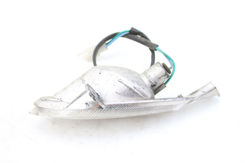 photo de RIGHT FRONT TURN SIGNAL PEUGEOT V-CLIC VCLIC 50 (2007 - 2013) - Technical close-up