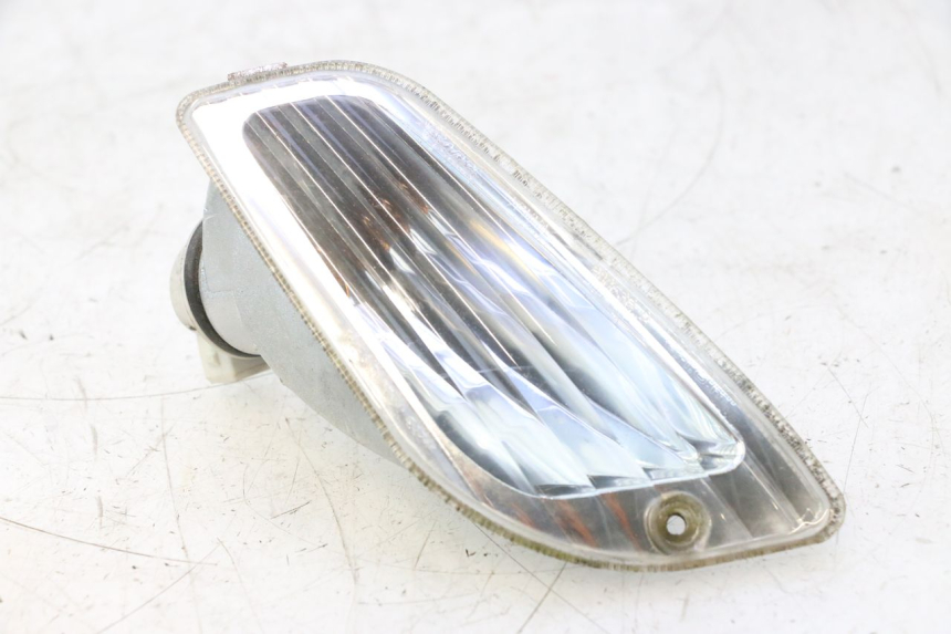 photo de RIGHT FRONT TURN SIGNAL PIAGGIO VESPA S 2T 50 (2007 - 2014) - Main view