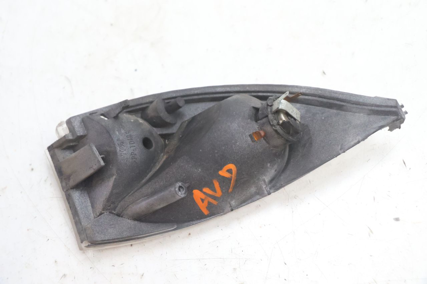photo de FRONT RIGHT TURN SIGNAL PEUGEOT VIVACITY 100 (1999 - 2008) - Alternative perspective