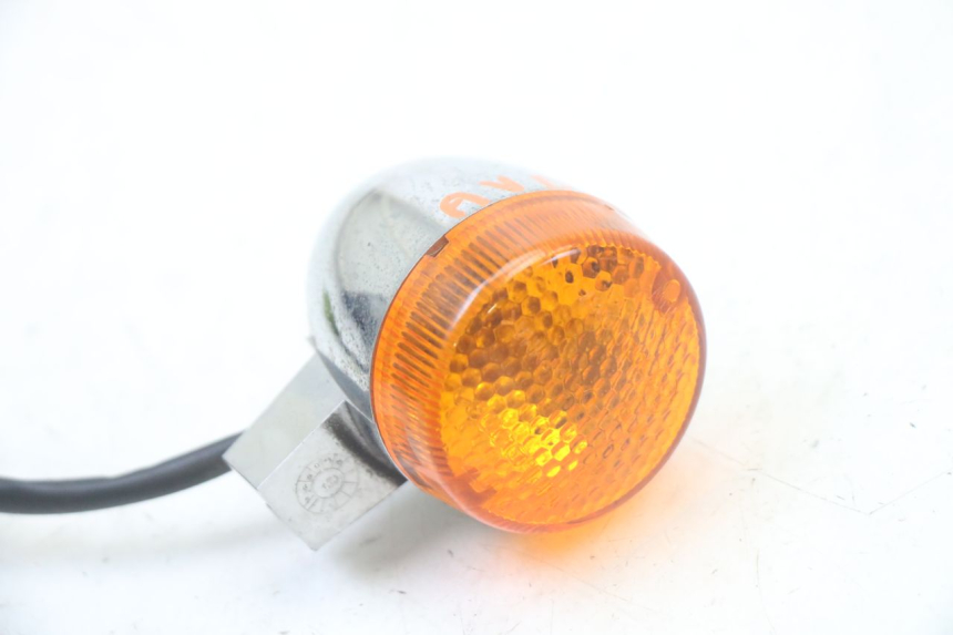 photo de FRONT RIGHT TURN SIGNAL YAMAHA WHY 50 (1998 - 2000) - Component detail