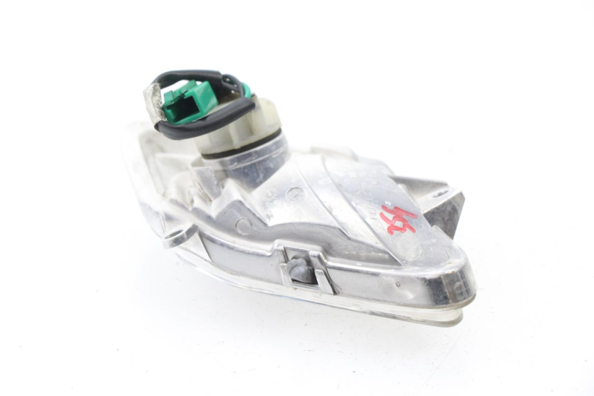 photo de RIGHT FRONT TURN SIGNAL YAMAHA XMAX X-MAX 125 (2006 - 2009) - Component detail