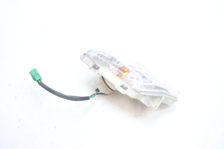 photo de RIGHT FRONT TURN SIGNAL YAMAHA XMAX X-MAX 125 (2006 - 2009) - Component detail