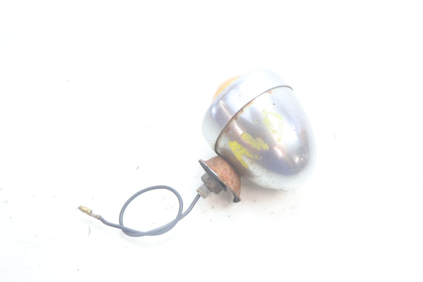 photo de FRONT RIGHT TURN SIGNAL YAMAHA XV VIRAGO 535 (1988 - 2004) - Zoom on usage condition