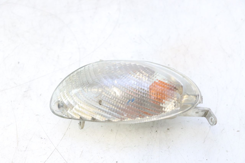 photo de FRONT RIGHT TURN SIGNAL YAMAHA YP MAJESTY 125 (2002 - 2006) - Markings and original references