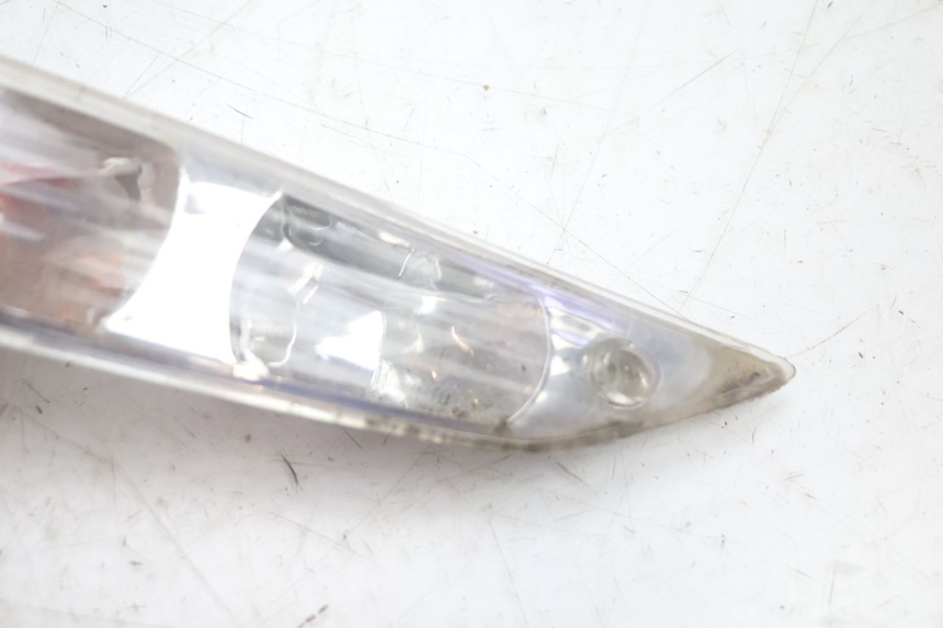 photo de FRONT RIGHT TURN SIGNAL PIAGGIO ZIP IGET 4T 50 (2021 - 2023) - Zoom on usage condition