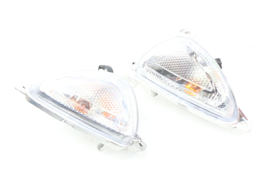 photo de FRONT TURN SIGNAL RIDE E1 1 (2014 - 2022) - Component detail